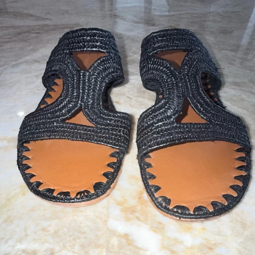Carrie Forbes Tana woven black Raffia hand made sandals. 40 - Picture 2 of 9